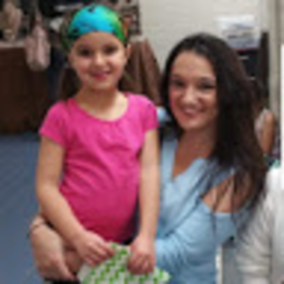 Meet your Posher, Amanda - Picture 1 of 1